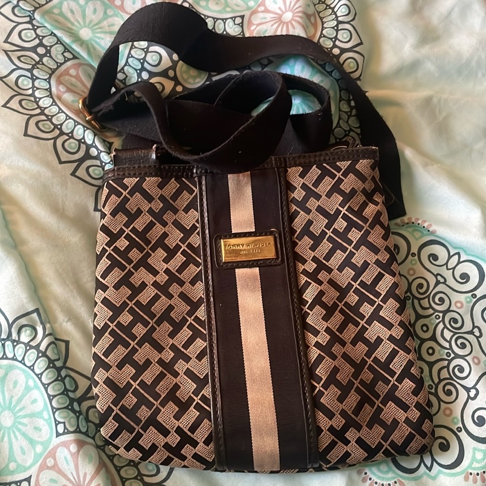 Tommy Hilfiger Crossbody